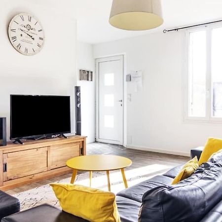 Maison Familiale En Pierre A 10 Min De Bordeaux Bassens  Экстерьер фото